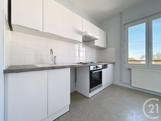 Appartement F3 à louer - 3 pièces - 45.87 m2 - TROYES - 10 - CHAMPAGNE-ARDENNE - Century 21 Martinot Immobilier