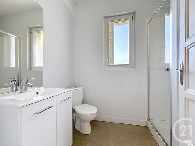Appartement F3 à louer - 3 pièces - 45.87 m2 - TROYES - 10 - CHAMPAGNE-ARDENNE - Century 21 Martinot Immobilier