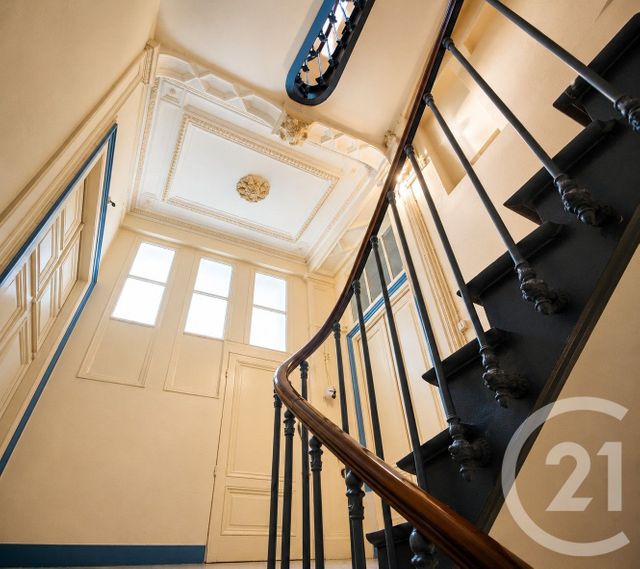 Appartement F3 à vendre - 3 pièces - 60.0 m2 - TROYES - 10 - CHAMPAGNE-ARDENNE - Century 21 Martinot Immobilier