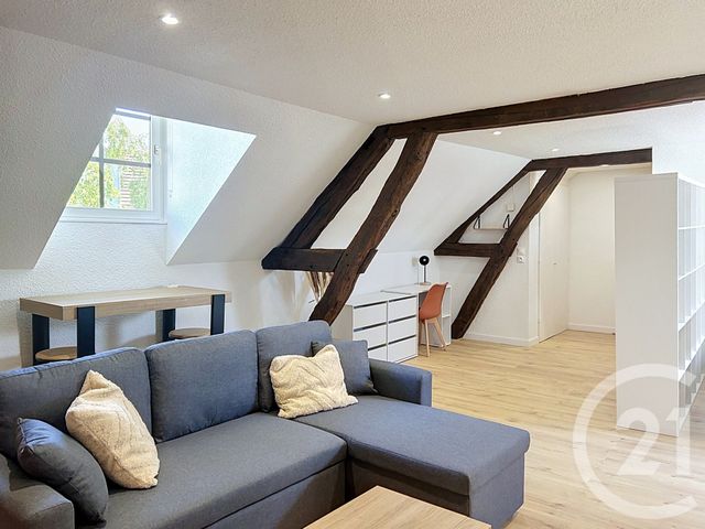 Appartement F1 à louer - 1 pièce - 50.4 m2 - TROYES - 10 - CHAMPAGNE-ARDENNE - Century 21 Martinot Immobilier