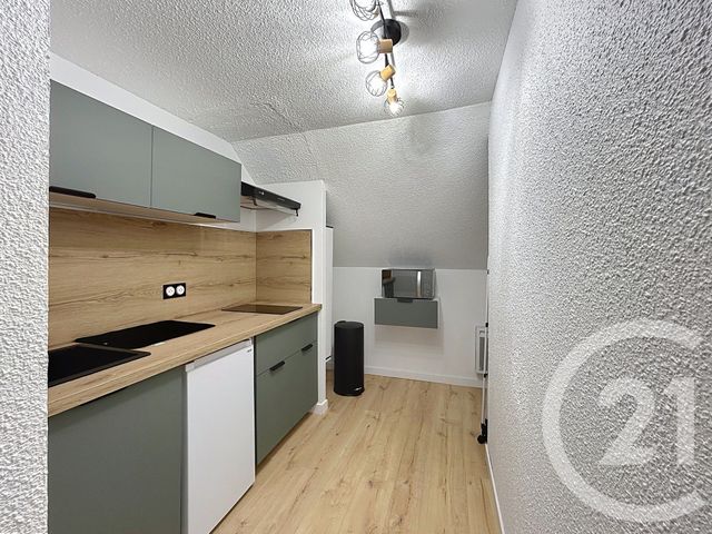 Appartement F1 à louer - 1 pièce - 50.4 m2 - TROYES - 10 - CHAMPAGNE-ARDENNE - Century 21 Martinot Immobilier