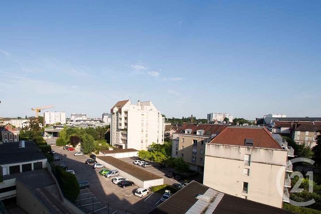 Appartement F2 à louer - 2 pièces - 45.56 m2 - TROYES - 10 - CHAMPAGNE-ARDENNE - Century 21 Martinot Immobilier