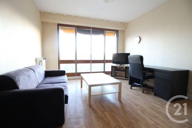 Appartement F2 à louer - 2 pièces - 45.56 m2 - TROYES - 10 - CHAMPAGNE-ARDENNE - Century 21 Martinot Immobilier