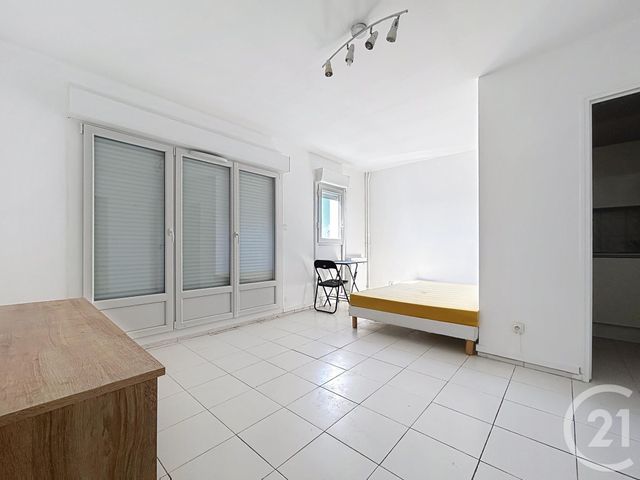 Appartement F1 à louer ST JULIEN LES VILLAS