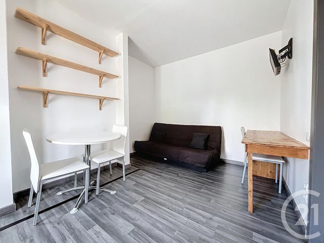 Appartement F1 à louer - 1 pièce - 19.11 m2 - TROYES - 10 - CHAMPAGNE-ARDENNE - Century 21 Martinot Immobilier