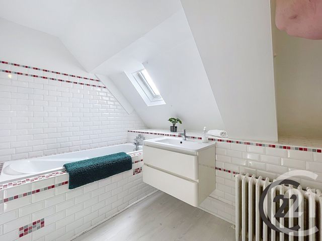 Appartement Duplex à vendre - 5 pièces - 119.68 m2 - TROYES - 10 - CHAMPAGNE-ARDENNE - Century 21 Martinot Immobilier