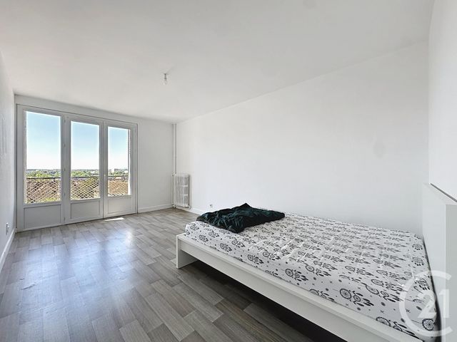 Appartement F5 à vendre - 5 pièces - 83.86 m2 - TROYES - 10 - CHAMPAGNE-ARDENNE - Century 21 Martinot Immobilier