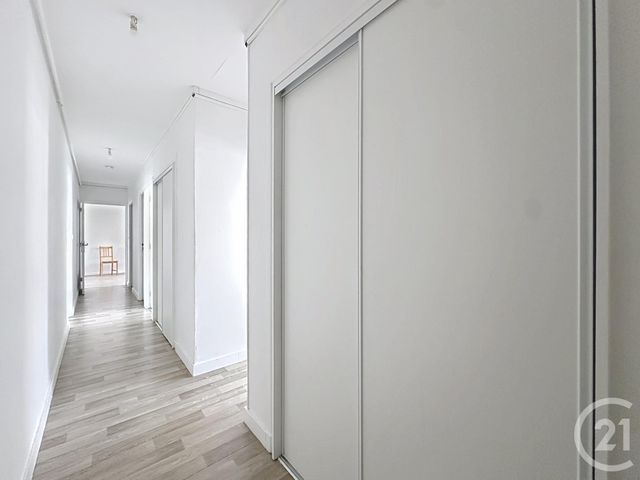 Appartement F5 à vendre - 5 pièces - 83.86 m2 - TROYES - 10 - CHAMPAGNE-ARDENNE - Century 21 Martinot Immobilier
