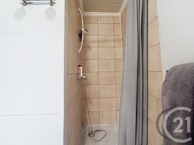 Appartement F2 à vendre - 2 pièces - 28.0 m2 - STE SAVINE - 10 - CHAMPAGNE-ARDENNE - Century 21 Martinot Immobilier