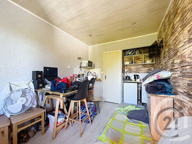 Appartement F2 à vendre - 2 pièces - 28.0 m2 - STE SAVINE - 10 - CHAMPAGNE-ARDENNE - Century 21 Martinot Immobilier