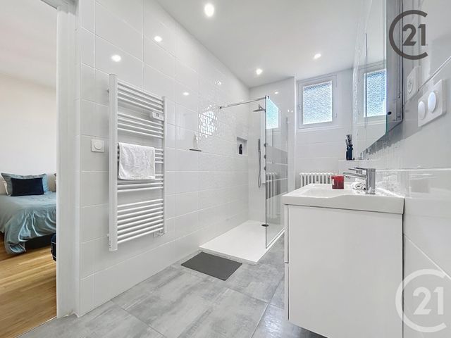 Appartement à vendre - 5 pièces - 120.0 m2 - TROYES - 10 - CHAMPAGNE-ARDENNE - Century 21 Martinot Immobilier