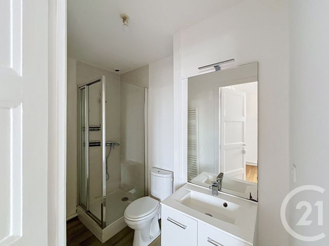 Appartement à louer - 2 pièces - 43.0 m2 - TROYES - 10 - CHAMPAGNE-ARDENNE - Century 21 Martinot Immobilier