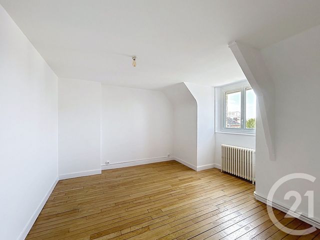 Appartement à louer - 2 pièces - 43.0 m2 - TROYES - 10 - CHAMPAGNE-ARDENNE - Century 21 Martinot Immobilier