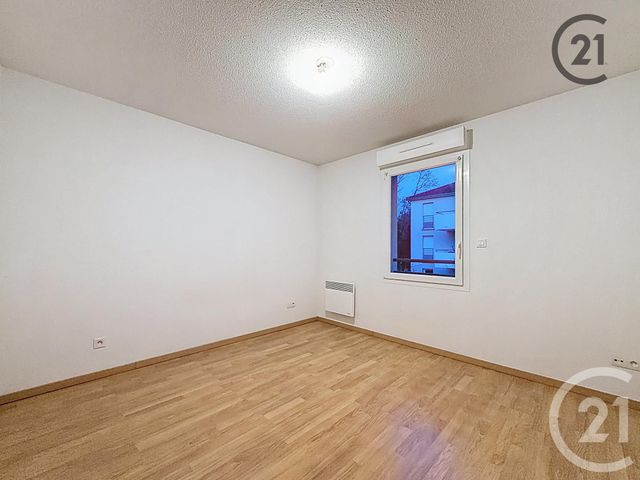 Appartement T2 à louer - 2 pièces - 39.0 m2 - STE SAVINE - 10 - CHAMPAGNE-ARDENNE - Century 21 Martinot Immobilier
