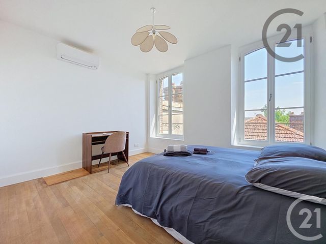 Appartement F5 à vendre - 5 pièces - 85.62 m2 - STE SAVINE - 10 - CHAMPAGNE-ARDENNE - Century 21 Martinot Immobilier
