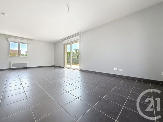 maison à louer - 4 pièces - 96.0 m2 - ST ANDRE LES VERGERS - 10 - CHAMPAGNE-ARDENNE - Century 21 Martinot Immobilier