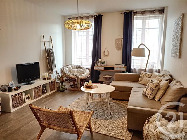 Appartement F3 à louer - 3 pièces - 67.8 m2 - TROYES - 10 - CHAMPAGNE-ARDENNE - Century 21 Martinot Immobilier