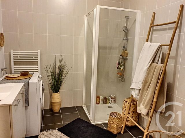 Appartement F3 à louer - 3 pièces - 67.8 m2 - TROYES - 10 - CHAMPAGNE-ARDENNE - Century 21 Martinot Immobilier