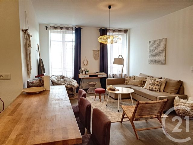Appartement F3 à louer - 3 pièces - 67.8 m2 - TROYES - 10 - CHAMPAGNE-ARDENNE - Century 21 Martinot Immobilier