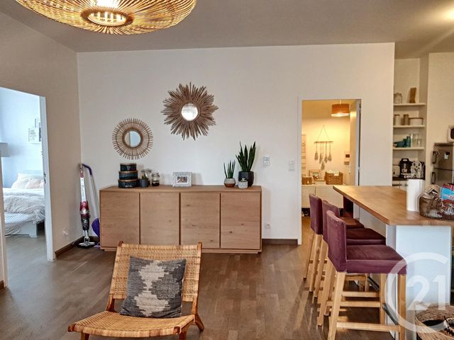 Appartement F3 à louer - 3 pièces - 67.8 m2 - TROYES - 10 - CHAMPAGNE-ARDENNE - Century 21 Martinot Immobilier