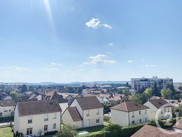 Appartement F1 à louer - 1 pièce - 28.0 m2 - TROYES - 10 - CHAMPAGNE-ARDENNE - Century 21 Martinot Immobilier