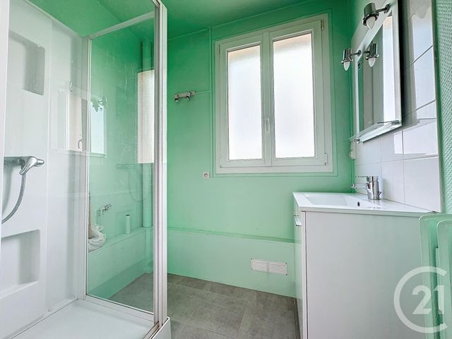 Appartement F3 à louer - 3 pièces - 54.0 m2 - TROYES - 10 - CHAMPAGNE-ARDENNE - Century 21 Martinot Immobilier