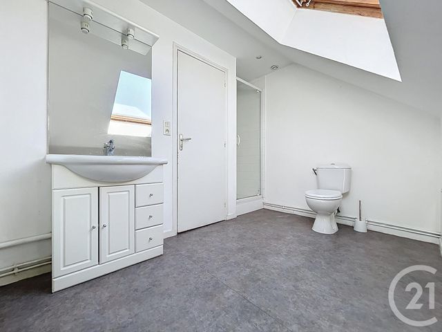 Appartement F2 à louer - 2 pièces - 40.0 m2 - STE SAVINE - 10 - CHAMPAGNE-ARDENNE - Century 21 Martinot Immobilier
