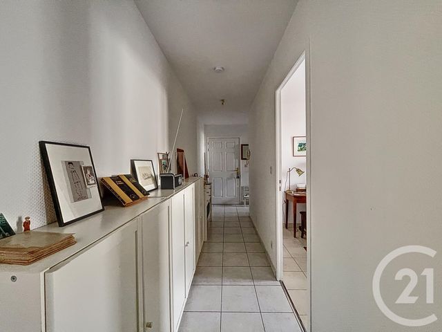 Appartement F3 à louer - 3 pièces - 64.93 m2 - TROYES - 10 - CHAMPAGNE-ARDENNE - Century 21 Martinot Immobilier