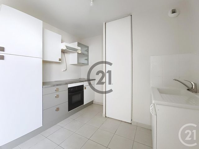 Appartement T2 à louer - 2 pièces - 39.4 m2 - TROYES - 10 - CHAMPAGNE-ARDENNE - Century 21 Martinot Immobilier