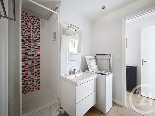 Appartement à louer - 3 pièces - 52.4 m2 - TROYES - 10 - CHAMPAGNE-ARDENNE - Century 21 Martinot Immobilier