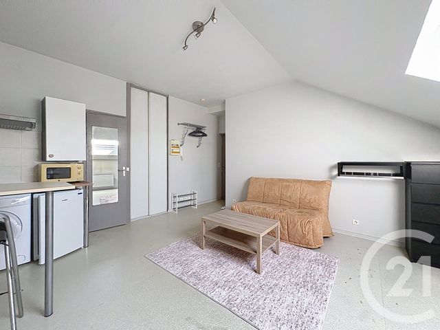 Appartement F1 à vendre - 1 pièce - 27.0 m2 - TROYES - 10 - CHAMPAGNE-ARDENNE - Century 21 Martinot Immobilier