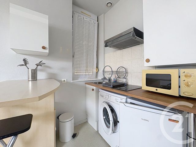 Appartement F1 à vendre - 1 pièce - 27.0 m2 - TROYES - 10 - CHAMPAGNE-ARDENNE - Century 21 Martinot Immobilier