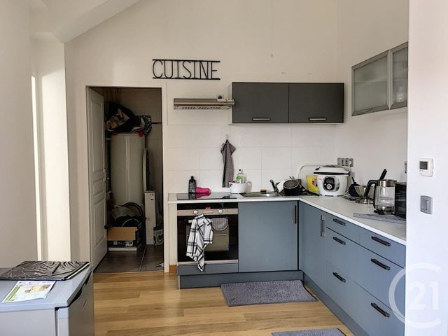 Appartement F3 à louer - 3 pièces - 61.82 m2 - TROYES - 10 - CHAMPAGNE-ARDENNE - Century 21 Martinot Immobilier