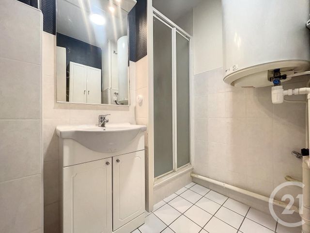 Appartement F2 à louer - 2 pièces - 54.0 m2 - TROYES - 10 - CHAMPAGNE-ARDENNE - Century 21 Martinot Immobilier