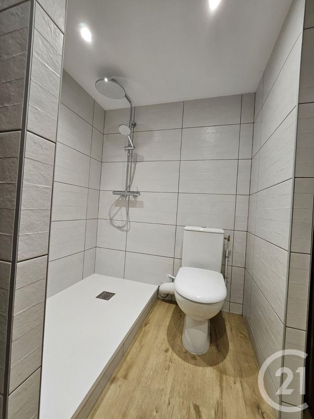 Appartement Studio à louer - 1 pièce - 30.49 m2 - TROYES - 10 - CHAMPAGNE-ARDENNE - Century 21 Martinot Immobilier