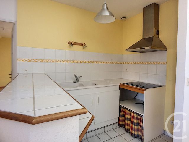 Appartement F2 à louer - 2 pièces - 45.0 m2 - TROYES - 10 - CHAMPAGNE-ARDENNE - Century 21 Martinot Immobilier