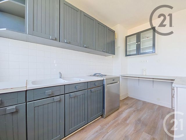 Appartement F3 à vendre - 3 pièces - 63.18 m2 - TROYES - 10 - CHAMPAGNE-ARDENNE - Century 21 Martinot Immobilier