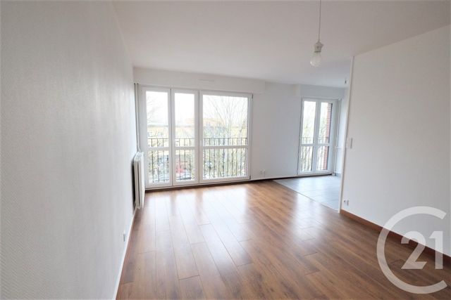 Appartement F2 à louer - 2 pièces - 53.0 m2 - TROYES - 10 - CHAMPAGNE-ARDENNE - Century 21 Martinot Immobilier