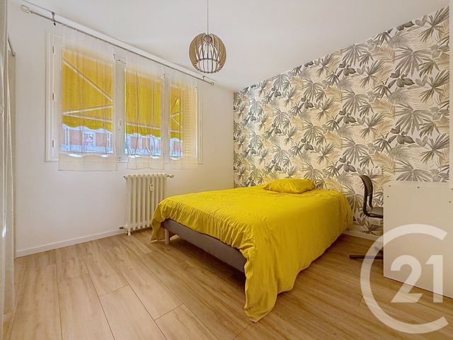 Appartement F4 à louer - 4 pièces - 71.0 m2 - TROYES - 10 - CHAMPAGNE-ARDENNE - Century 21 Martinot Immobilier