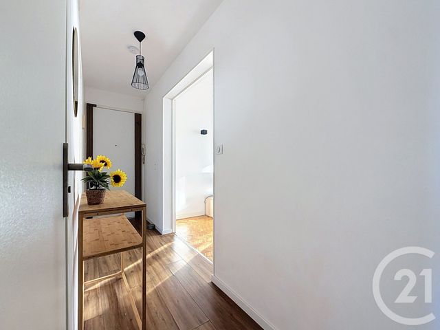 Appartement F4 à louer - 4 pièces - 71.0 m2 - TROYES - 10 - CHAMPAGNE-ARDENNE - Century 21 Martinot Immobilier