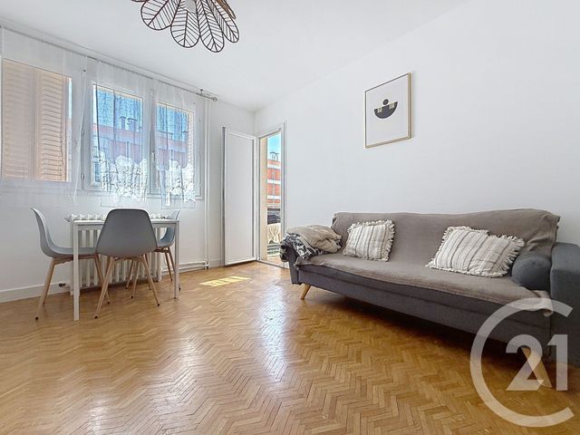 Appartement F4 à louer - 4 pièces - 71.0 m2 - TROYES - 10 - CHAMPAGNE-ARDENNE - Century 21 Martinot Immobilier