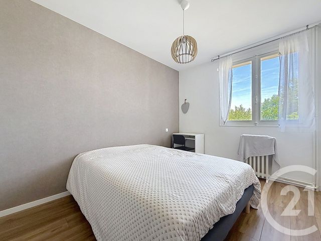 Appartement F4 à louer - 4 pièces - 71.0 m2 - TROYES - 10 - CHAMPAGNE-ARDENNE - Century 21 Martinot Immobilier