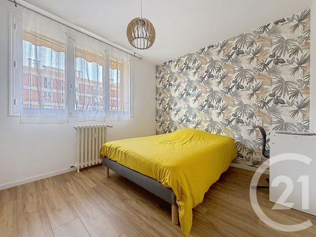 Appartement F4 à louer - 4 pièces - 71.0 m2 - TROYES - 10 - CHAMPAGNE-ARDENNE - Century 21 Martinot Immobilier