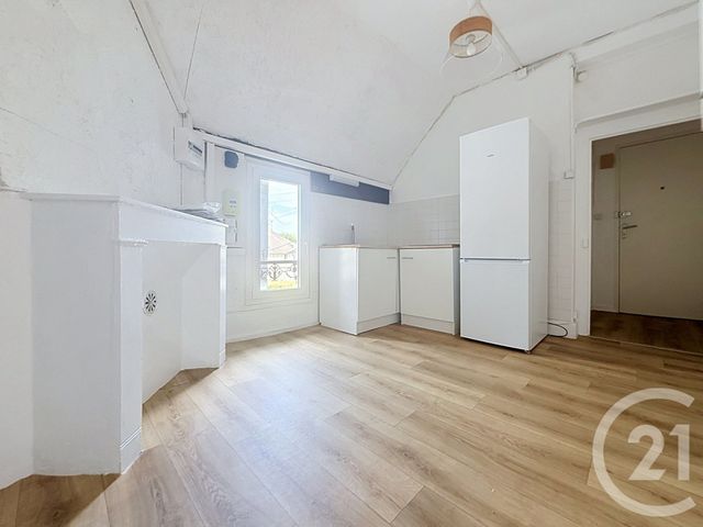 Appartement F2 à louer - 2 pièces - 37.2 m2 - STE SAVINE - 10 - CHAMPAGNE-ARDENNE - Century 21 Martinot Immobilier