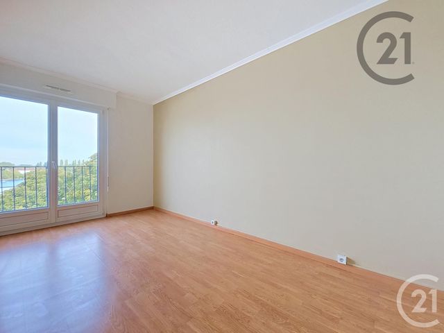Appartement F4 à vendre - 4 pièces - 74.33 m2 - TROYES - 10 - CHAMPAGNE-ARDENNE - Century 21 Martinot Immobilier