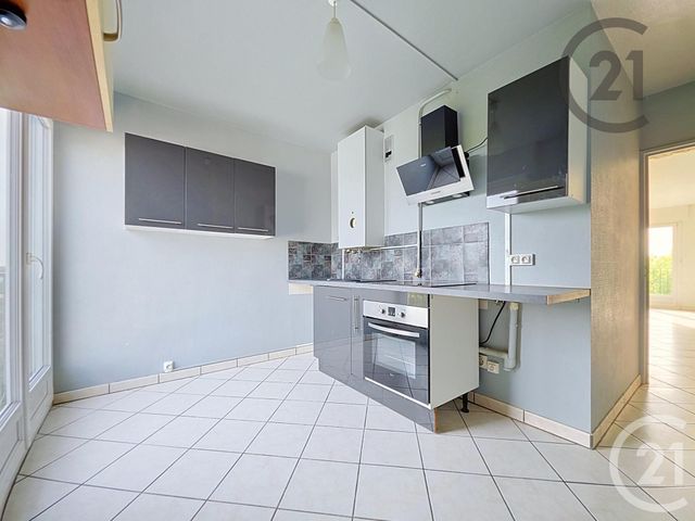 Appartement F4 à vendre - 4 pièces - 74.33 m2 - TROYES - 10 - CHAMPAGNE-ARDENNE - Century 21 Martinot Immobilier