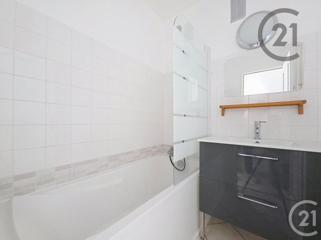 Appartement F4 à vendre - 4 pièces - 74.33 m2 - TROYES - 10 - CHAMPAGNE-ARDENNE - Century 21 Martinot Immobilier