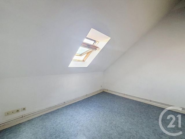Appartement Studio à louer - 1 pièce - 10.0 m2 - STE SAVINE - 10 - CHAMPAGNE-ARDENNE - Century 21 Martinot Immobilier