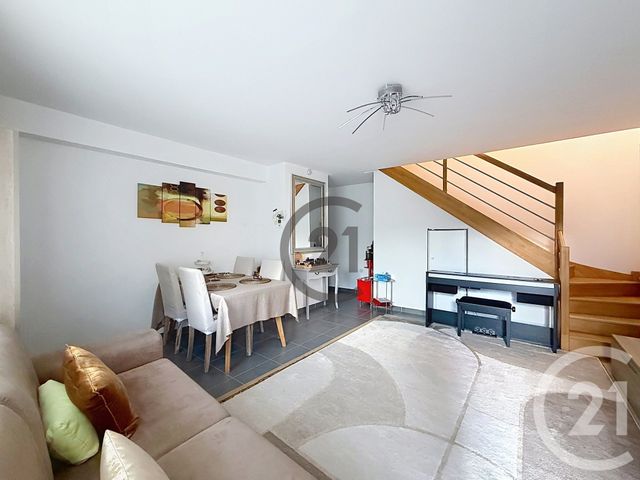 Appartement à vendre - 4 pièces - 64.84 m2 - TROYES - 10 - CHAMPAGNE-ARDENNE - Century 21 Martinot Immobilier