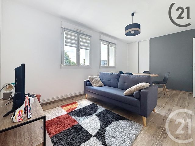 Appartement F2 à louer - 2 pièces - 39.44 m2 - TROYES - 10 - CHAMPAGNE-ARDENNE - Century 21 Martinot Immobilier